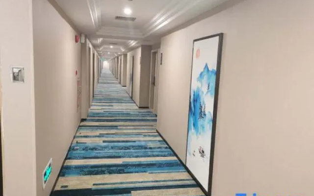 Dongguan Shengman Hotel (Humen Yellow River Fashion City Zhixin Park)