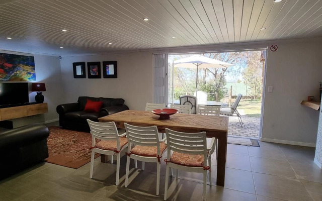 DullVino House Dullstroom