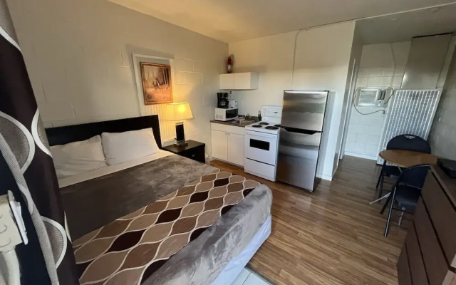 West Castle Motel