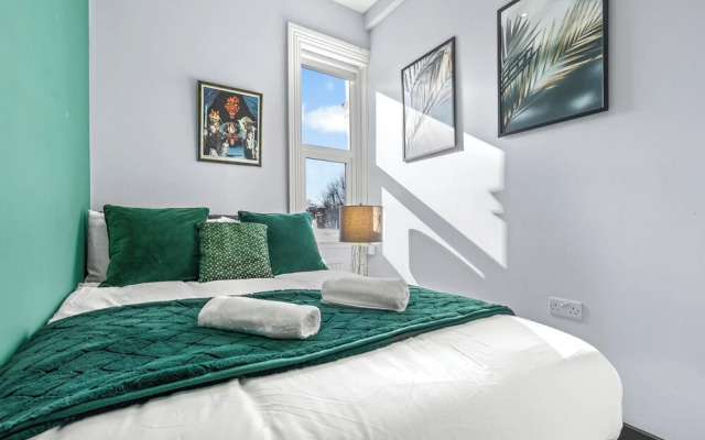 Superb 3bed Fulham Palace Retreat