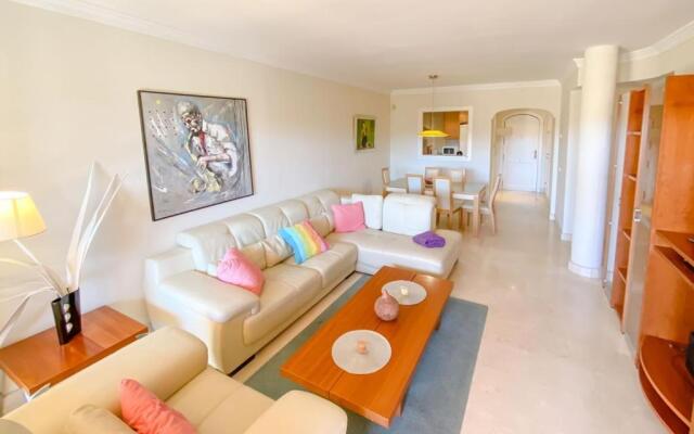 Apartamento en Los Patios de Santa Maria Golf