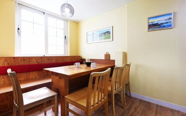 Boryeong Swiss Chalet Pension