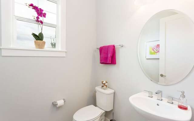 W216 - 5 Bedroom Luxury Villa Near Disney