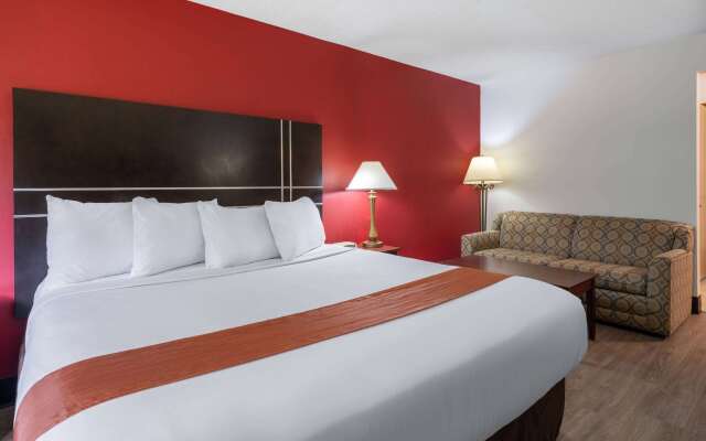 Travelodge by Wyndham Merrill