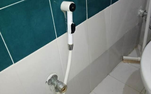 Royal Hayat - Budget Double Room