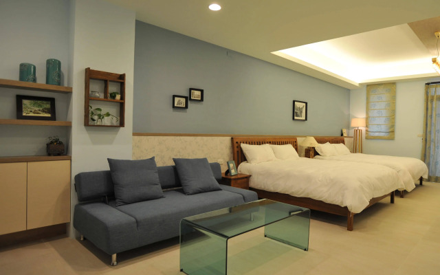 Jhongshan Building Bed and Breakfast