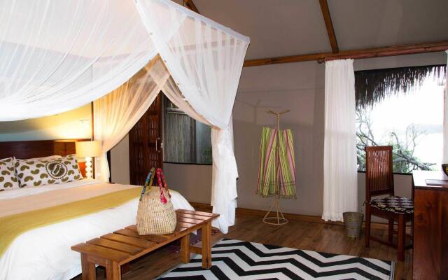 Machangulo Beach Lodge