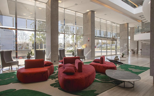 Suryaa Hotel Pinhais, Curio Collection by Hilton