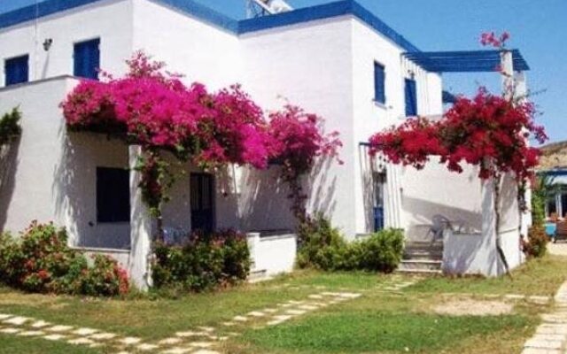 Amfitrion Hotel
