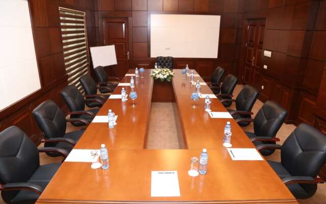 Serin Hotel