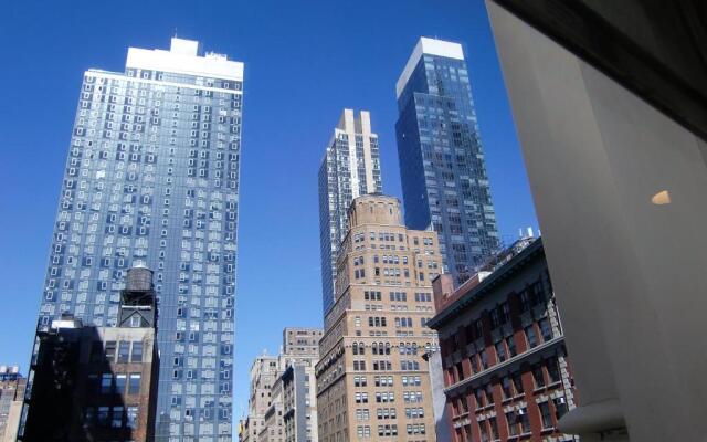 Studios Midtown Manhattan