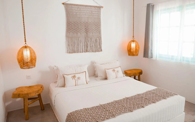 Seaesta Komodo Hotel & Hostel