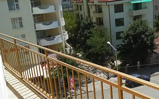 Apartment 54 Ryor