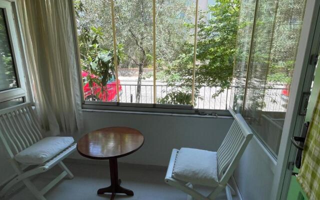 Lovely 2 bedroom house in the heart of the city