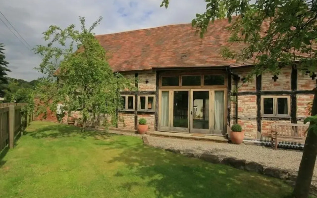 Whites Farm Barn