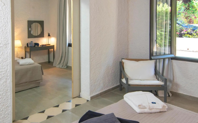 Apollo Resort