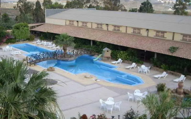 Águilas Hotel Resort