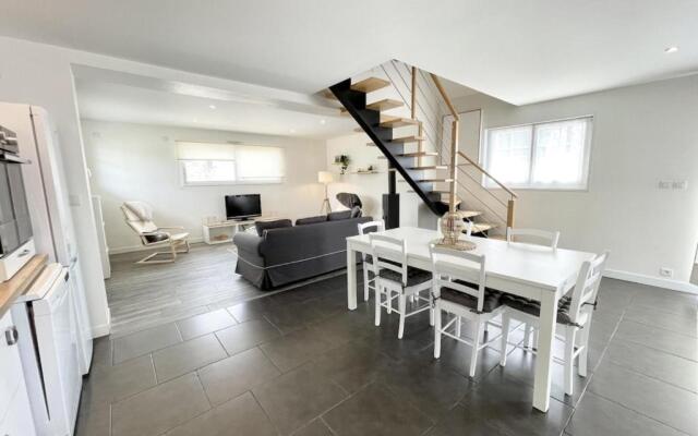 Jolie maison entièrement rénovée Proche plages
