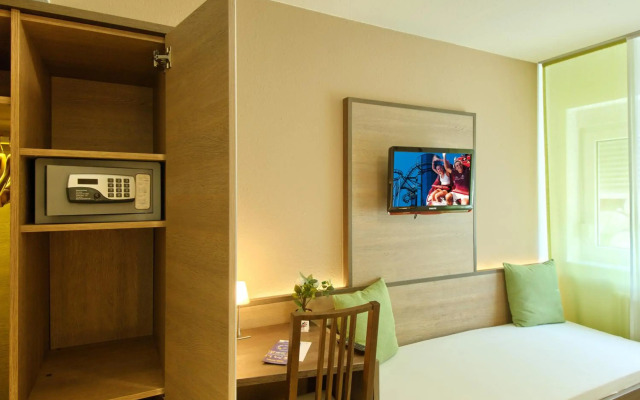 Hotel Mythos