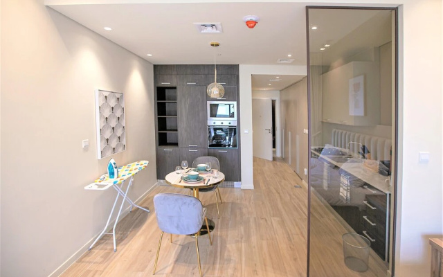 Park View Brand new Studio With Balcony - Hotel in ดูไบ - Photo 2