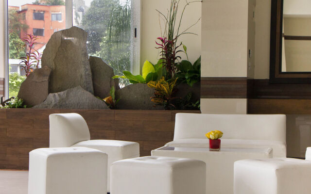 Hotel Villa Las Margaritas Sucursal Caxa