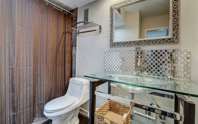 5301 Treetops - Two Bedroom Condo