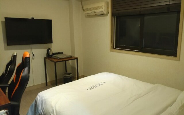 Hotel Juno
