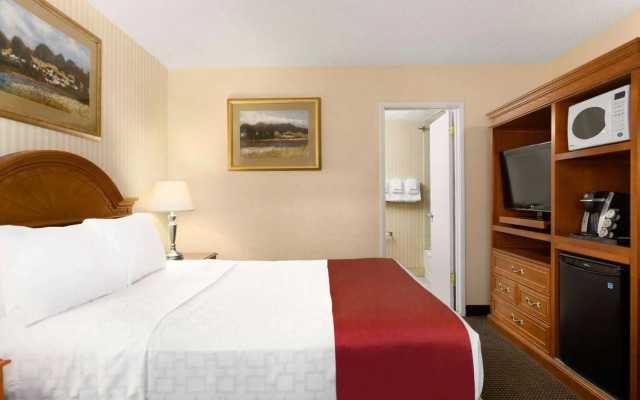 Travelodge by Wyndham North Battleford
