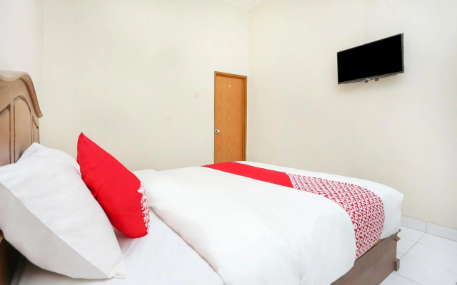 Hotel O Penginapan Kepurun Pawana Indonesia – Guest Rooms – Klaten