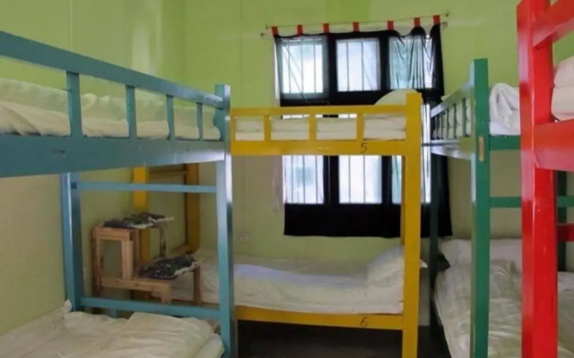 Recall Youth Hostel