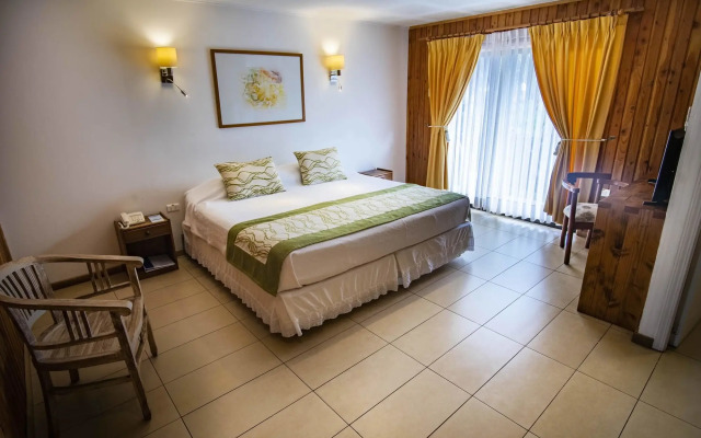 Taha Tai Hotel