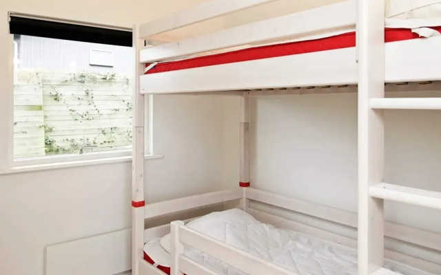 6 Person Holiday Home in Hejls