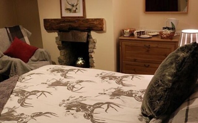 The Hollybush