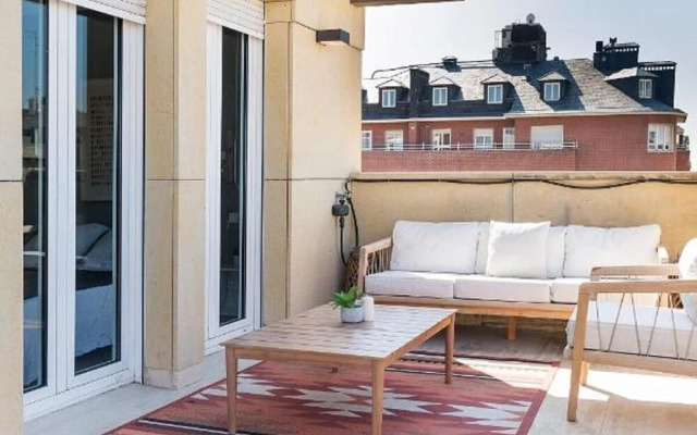 SLEEP Nuñez de Balboa by STAY