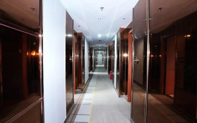 Homeinn Ease Hotel (Shanghai Wildlife Park Huinan Subway Station)