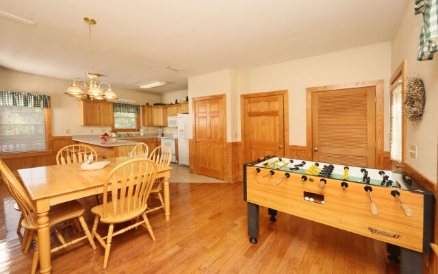 Eden Crest Vacation Rentals