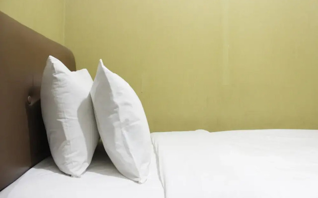 Parquette 2BR Gateway Ahmad Yani Cicadas Apartment