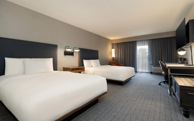 Courtyard by Marriott North Charleston Airport/Coliseum