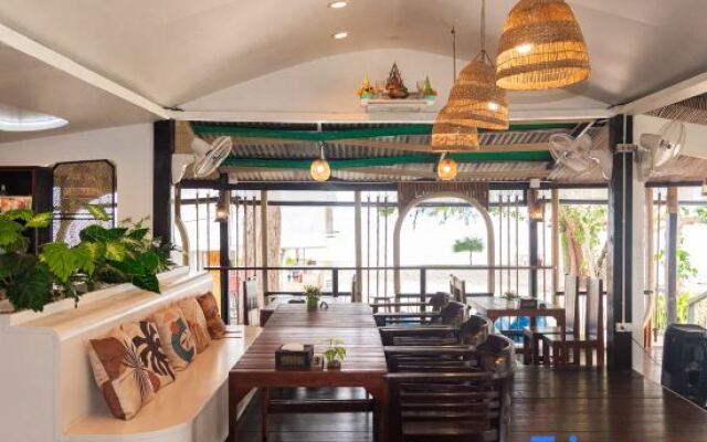 PAN Beachfront Resort Krabi
