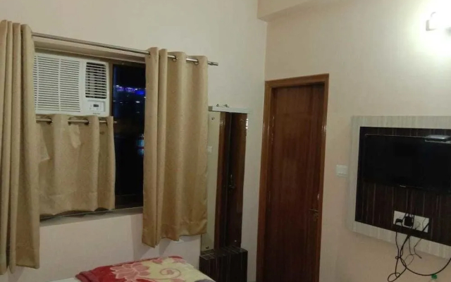 ADB Rooms Hotel De Pal Varanasi