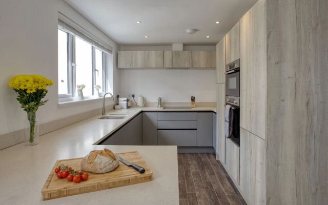 Fantastic sea Views in Falmouth, new 4BD Townhouse
