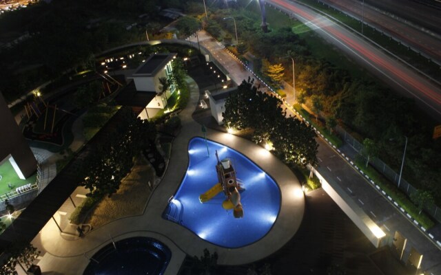 H2H Twin 11 @ D Festivo