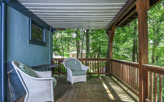 Waterside Bliss 3 Bedroom House