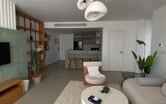 Stayr Somabay - Bay life home rentals