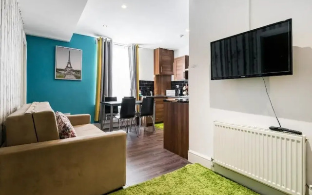 London Homes - Aldgate Flats