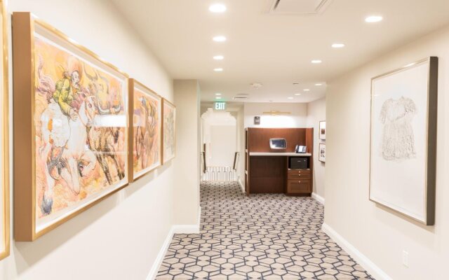 The Lancaster Hotel