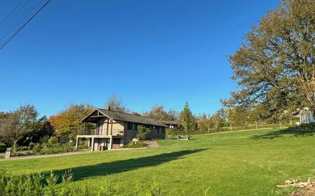 Beautiful Bungalow for 4 People With Large Garden