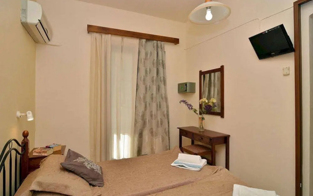 Iliana Apartments