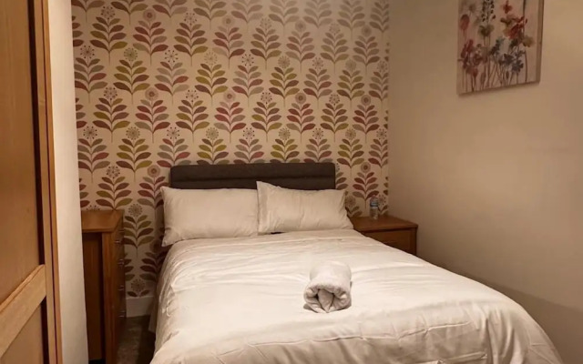 Curzon Street Retreat - 4 Beds