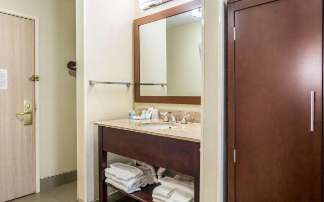 Comfort Inn & Suites - Hannibal